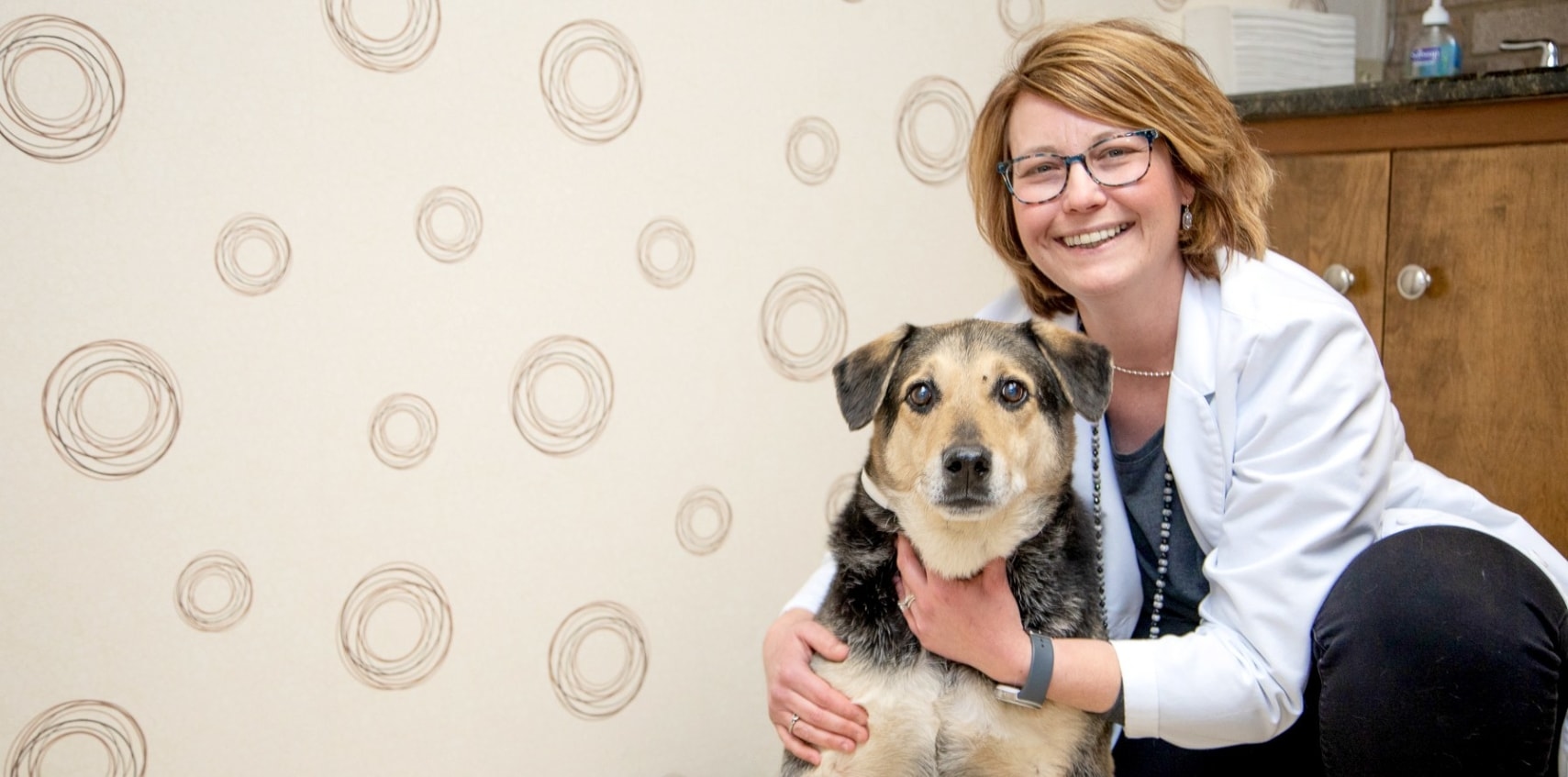 Guilford-Jamestown Veterinary Hospital Hero Image Guilford-Jamestown Veterinary Hospital Hero Image